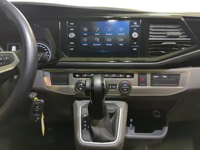 Volkswagen T6.1 California