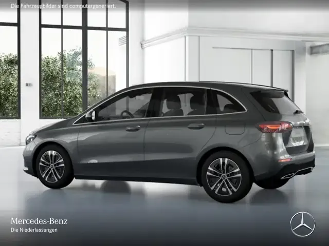 Mercedes-Benz B 180