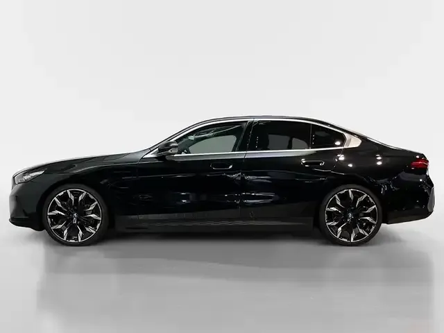 BMW 550