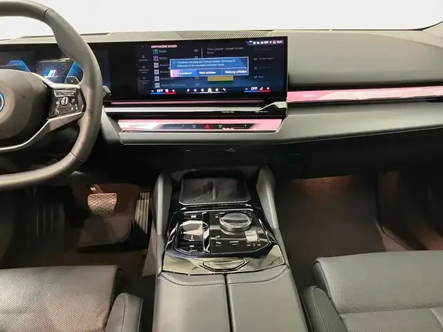 BMW 550