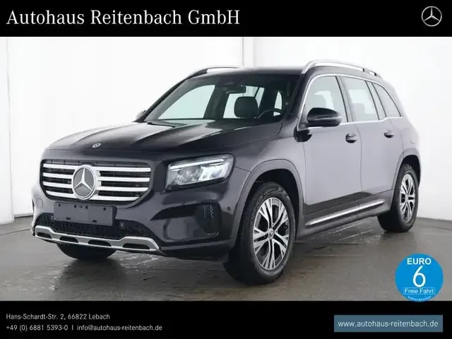 Mercedes-Benz GLB 200