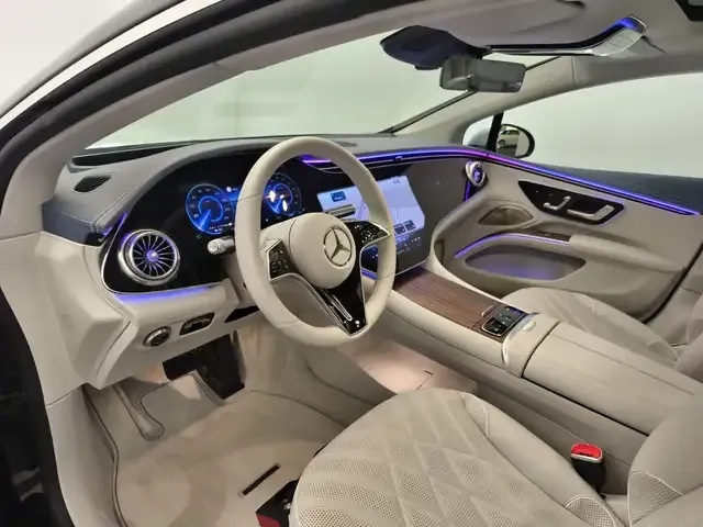 Mercedes-Benz EQS