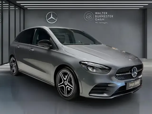 Mercedes-Benz B 180
