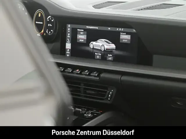Porsche 992