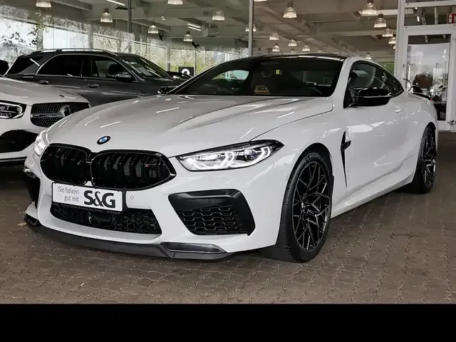 BMW M8