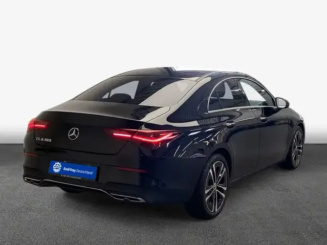 Mercedes-Benz CLA 180