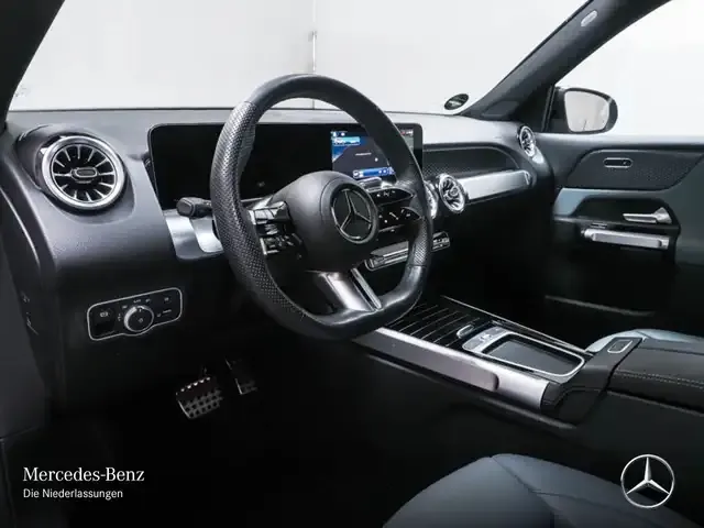 Mercedes-Benz GLB 250