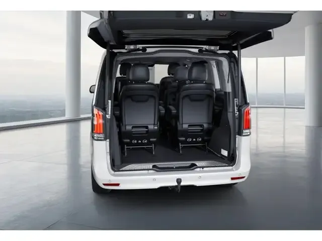 Mercedes-Benz V 220