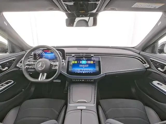Mercedes-Benz E 300