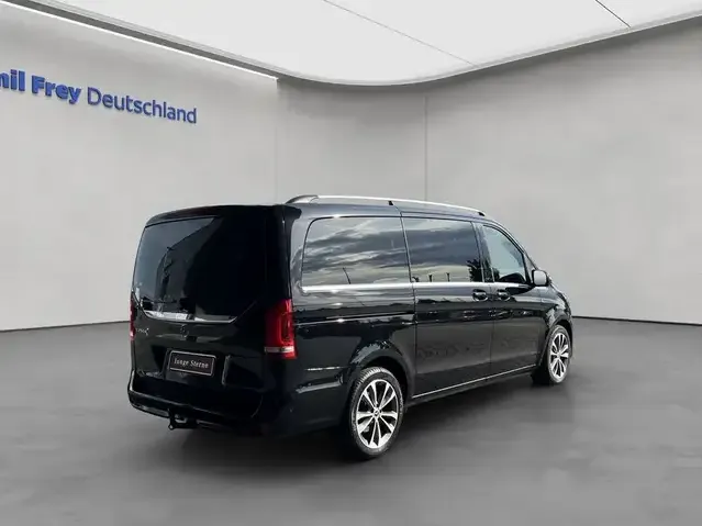 Mercedes-Benz V 250