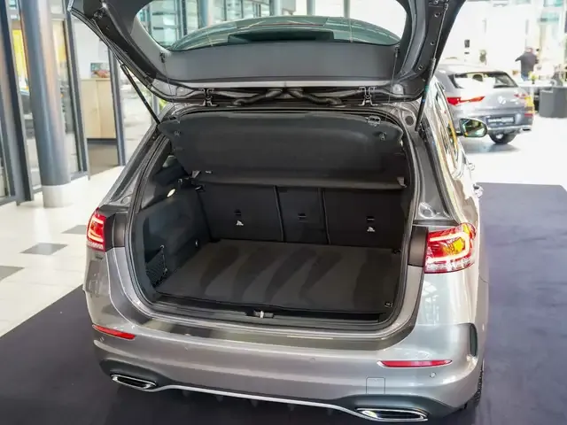 Mercedes-Benz B 220