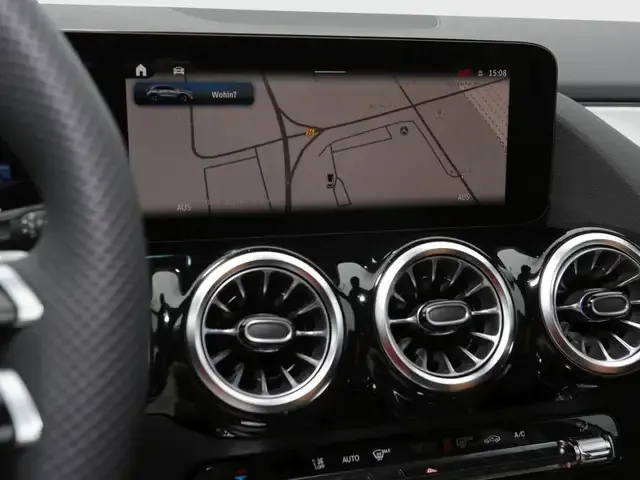 Mercedes-Benz GLA 220