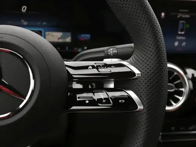 Mercedes-Benz GLA 220