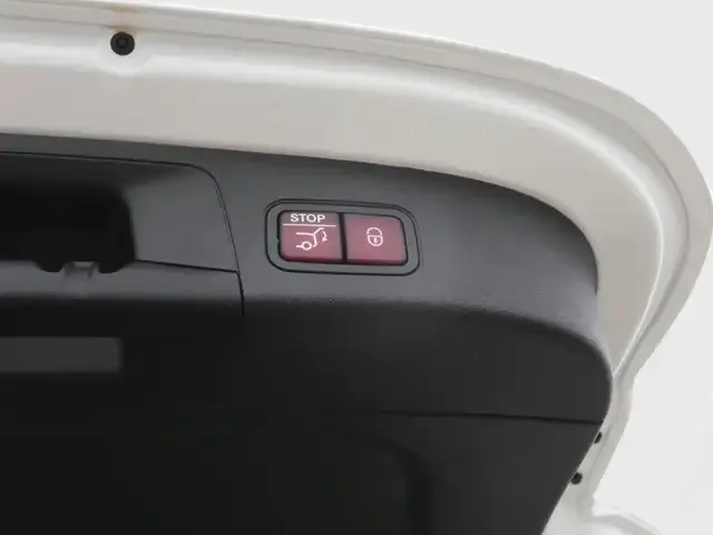 Mercedes-Benz GLA 220