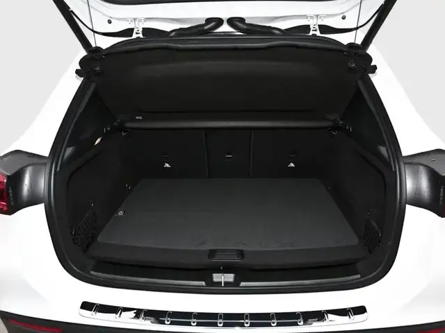 Mercedes-Benz GLA 220