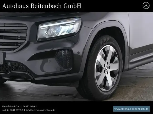 Mercedes-Benz GLB 180