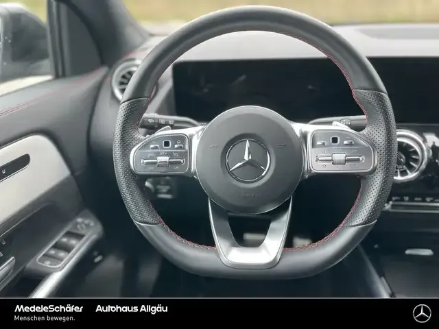 Mercedes-Benz EQA 300