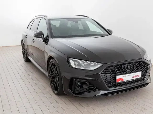 Audi RS4