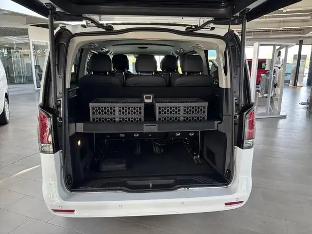 Mercedes-Benz EQV 300