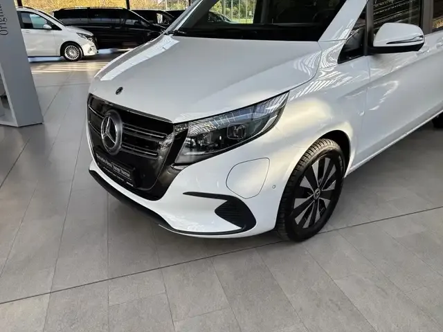 Mercedes-Benz EQV 300