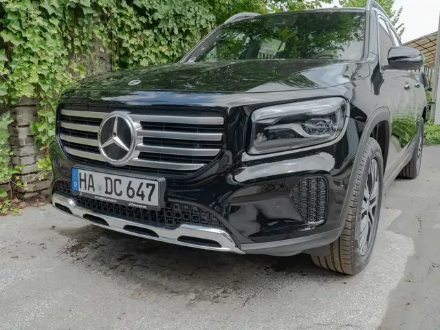 Mercedes-Benz GLB 200