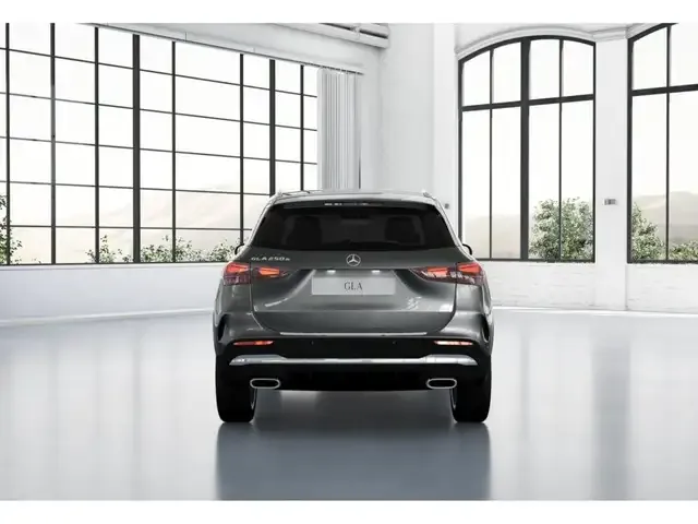 Mercedes-Benz GLA 250