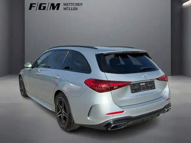 Mercedes-Benz C 220