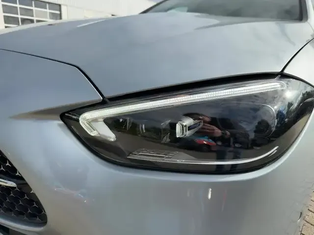 Mercedes-Benz C 220