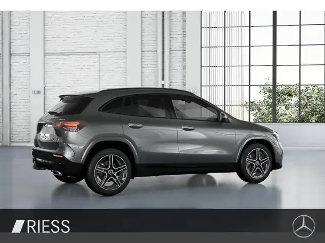 Mercedes-Benz GLA 200