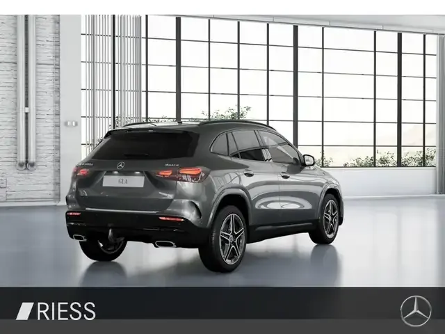 Mercedes-Benz GLA 200