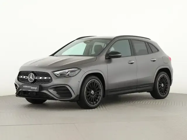 Mercedes-Benz GLA 220