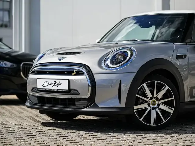 MINI Cooper SE