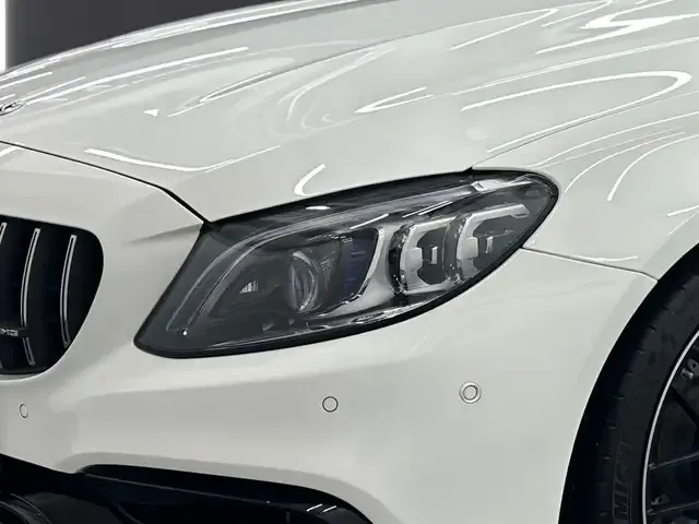 Mercedes-Benz C 63 AMG
