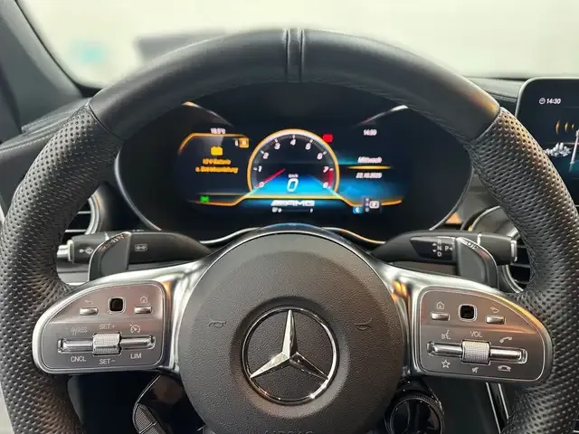 Mercedes-Benz C 63 AMG