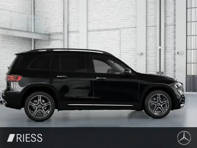 Mercedes-Benz GLB 220