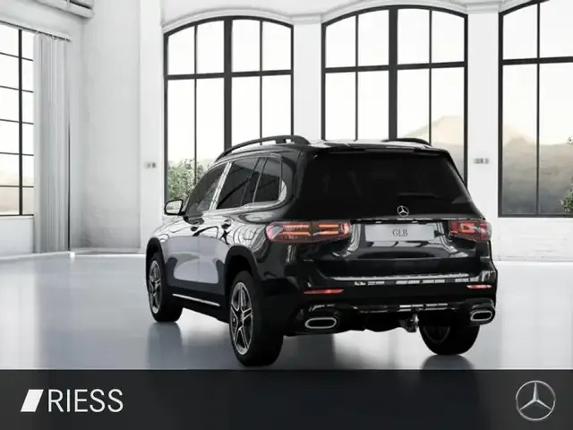 Mercedes-Benz GLB 220