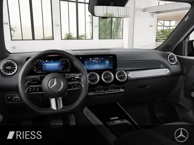 Mercedes-Benz GLB 220
