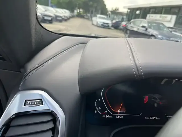 BMW 840