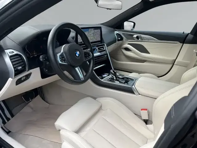 BMW 840