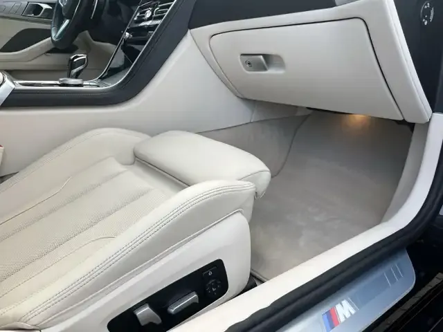 BMW 840