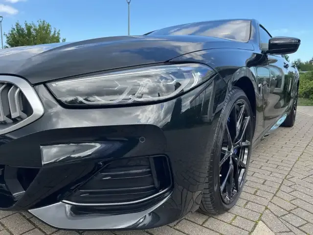 BMW 840
