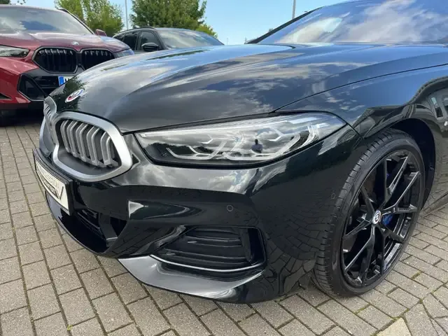BMW 840