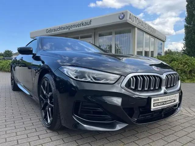 BMW 840