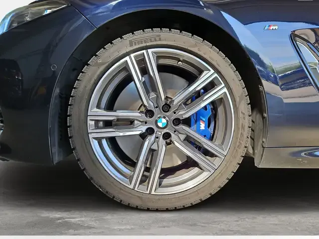 BMW M850