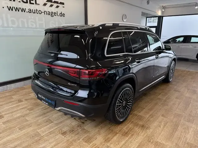 Mercedes-Benz EQB 300