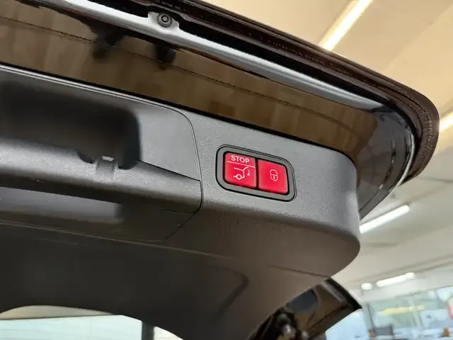 Mercedes-Benz EQB 300