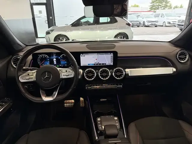Mercedes-Benz EQB 300