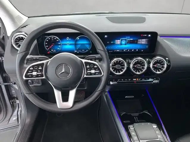 Mercedes-Benz EQA 250