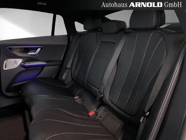 Mercedes-Benz EQE 300