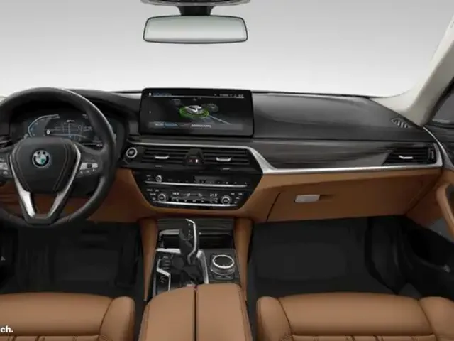 BMW 530